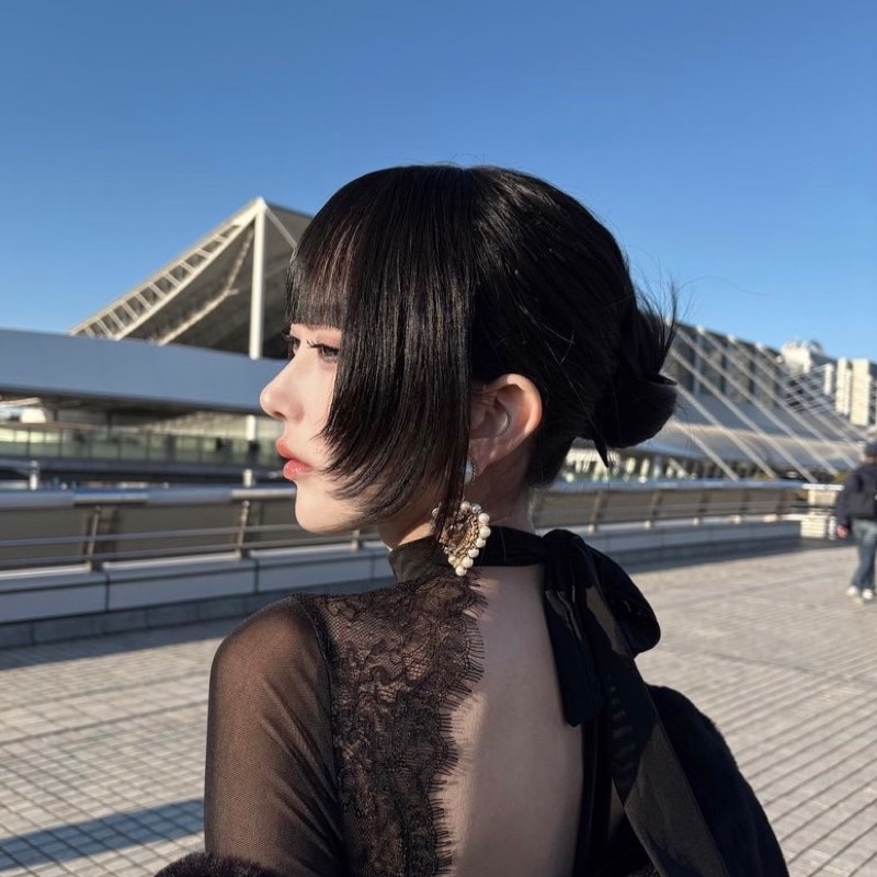 ひ
