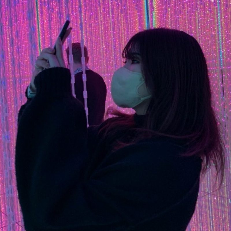 伊東　葵