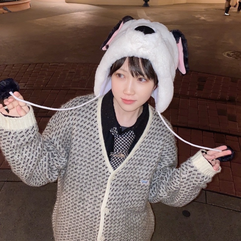 川村紅羽