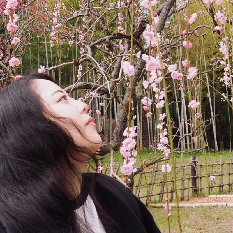 實繁綾香
