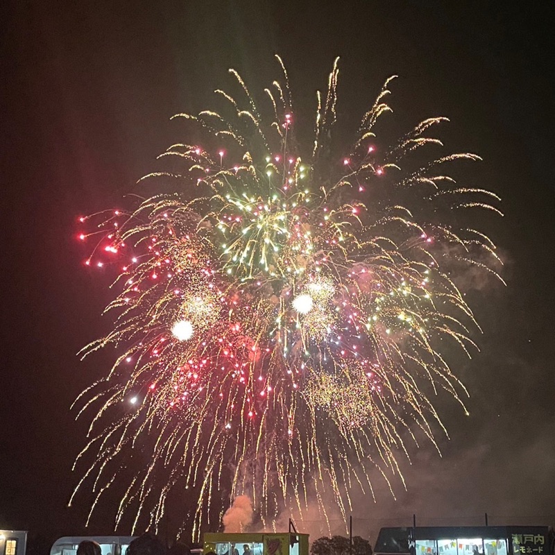 立川　あおい