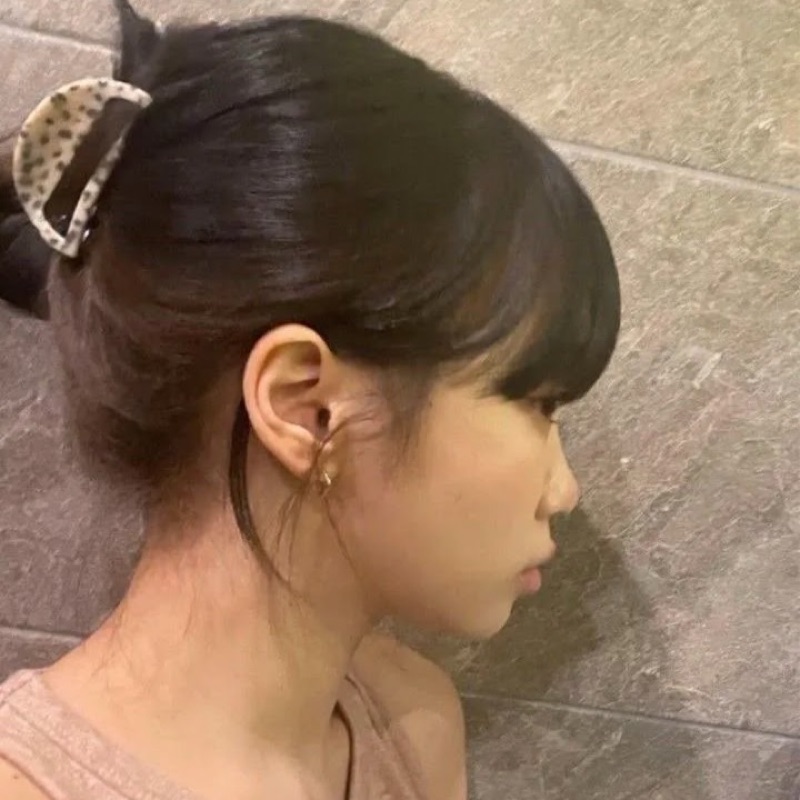 綾乃