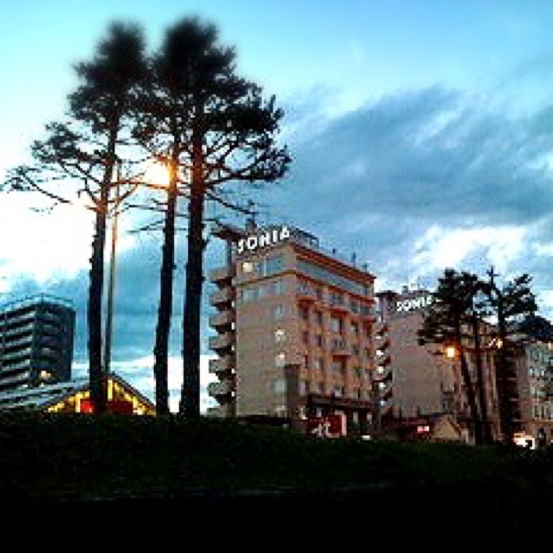 古田　貴子