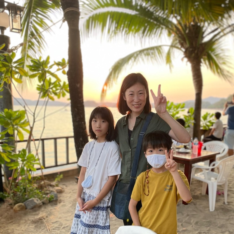 加藤　朋子