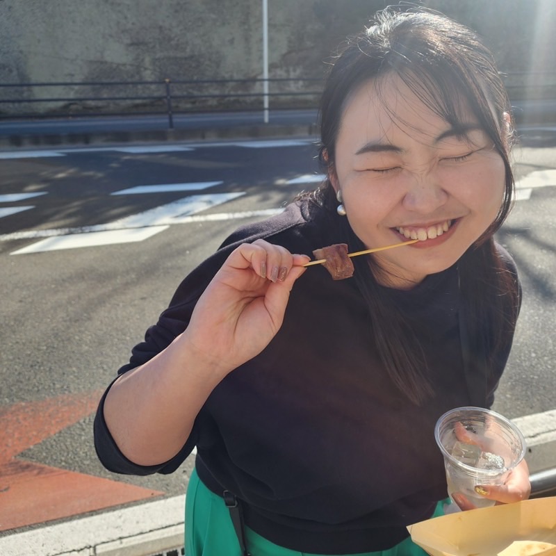 鈴木里菜