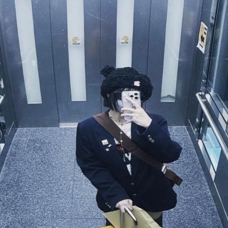 長瀬麻綾