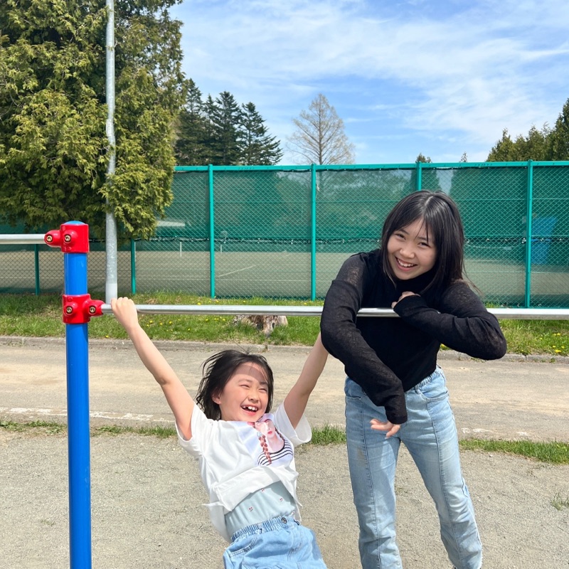 日高　朋代