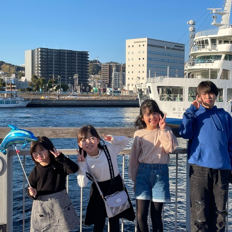 御所園梨咲＆杏奈