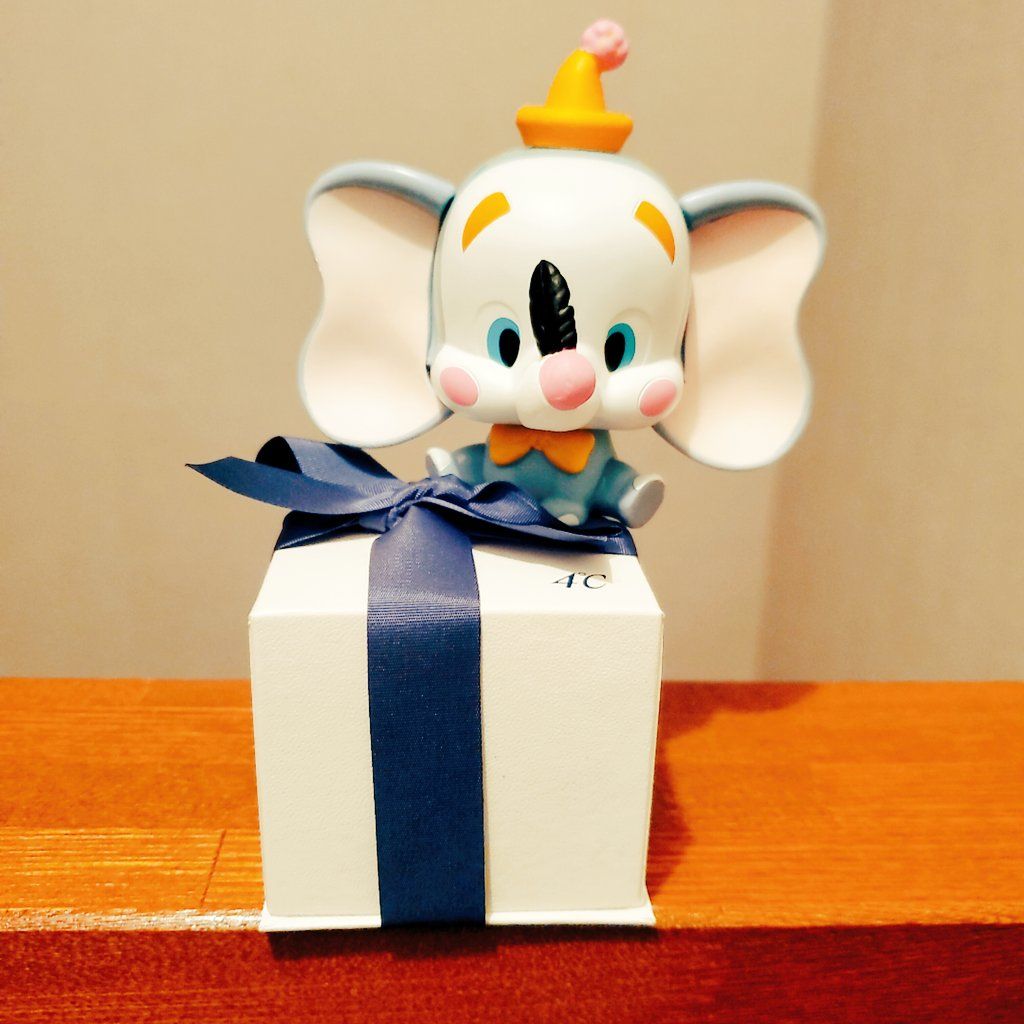 テイラーありさ