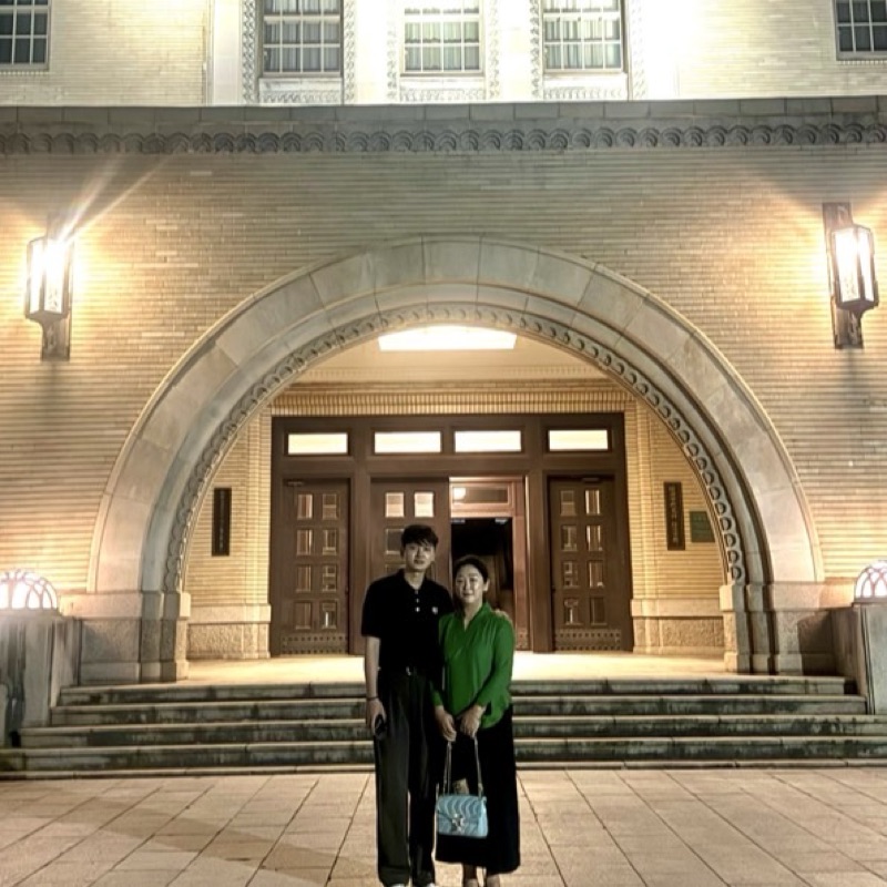 ユン　ユンサン