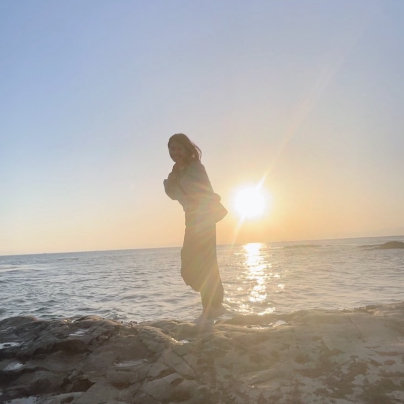 み
