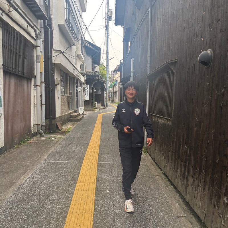 平石　千春