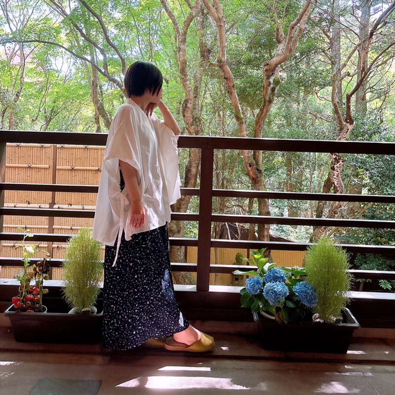 あやな