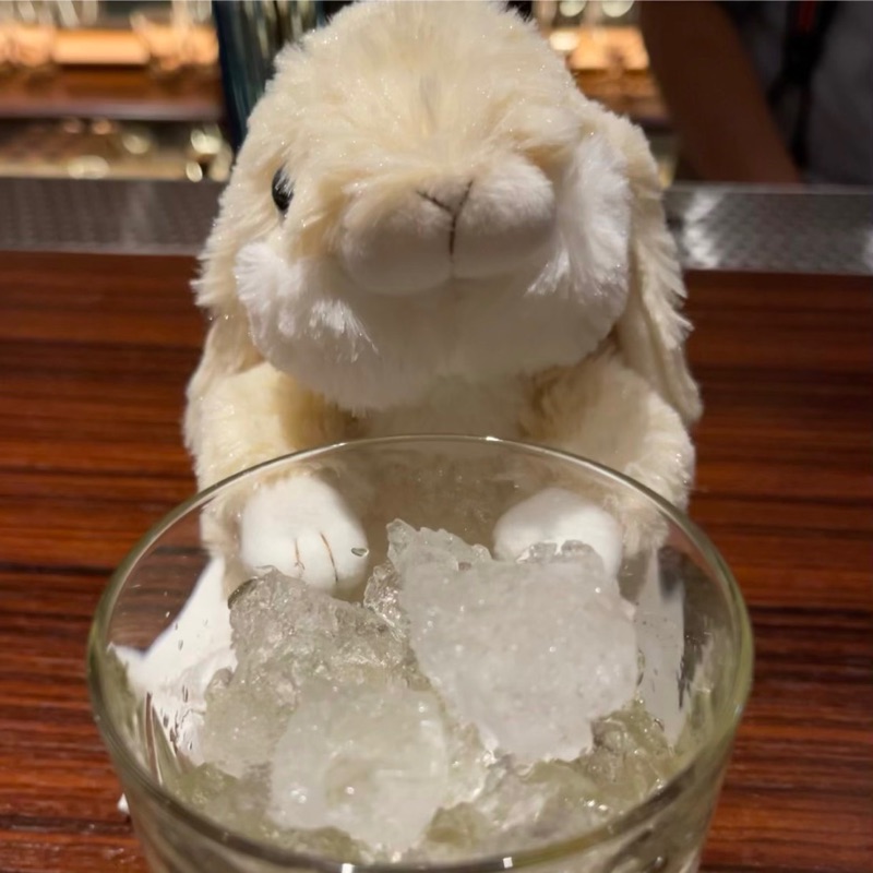 あやみんみん