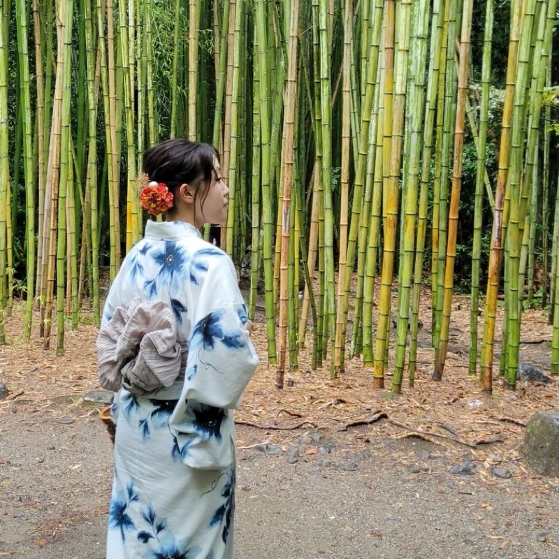 桐山栞里