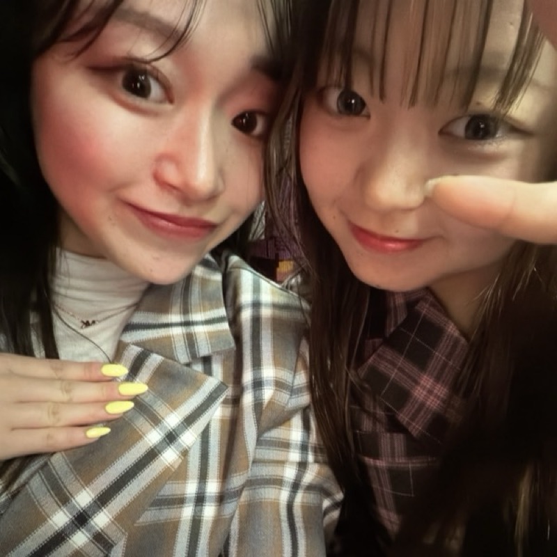 成川綾乃