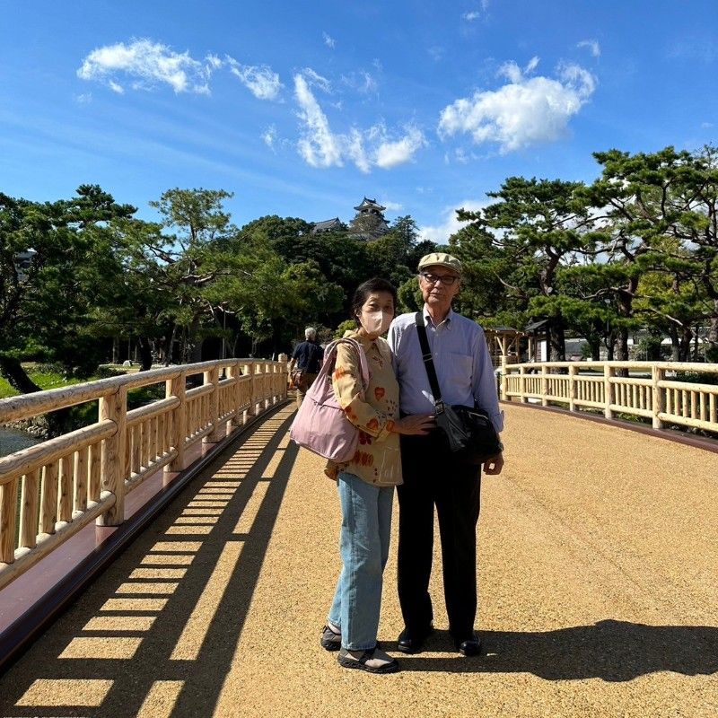 石原千鶴子
