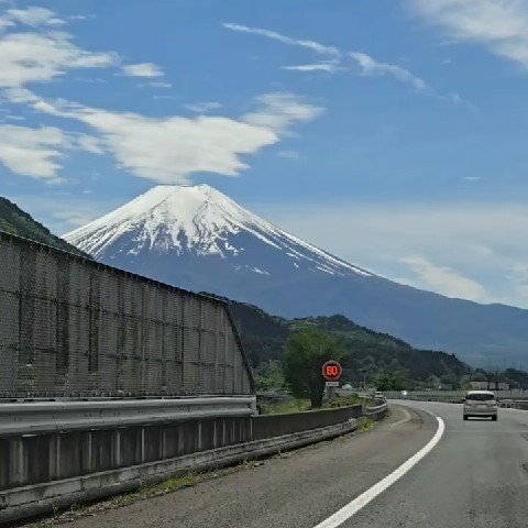 小栗かおり