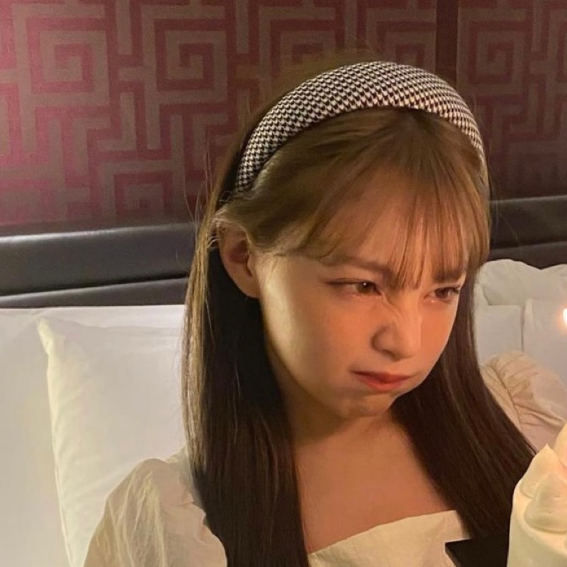 ゆいぴ