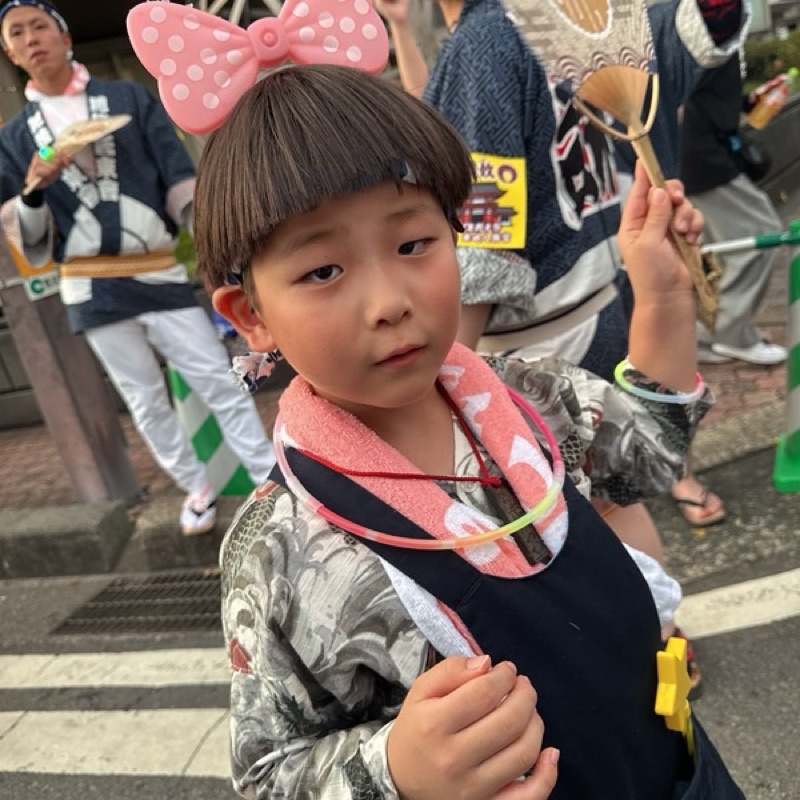 穴井依子