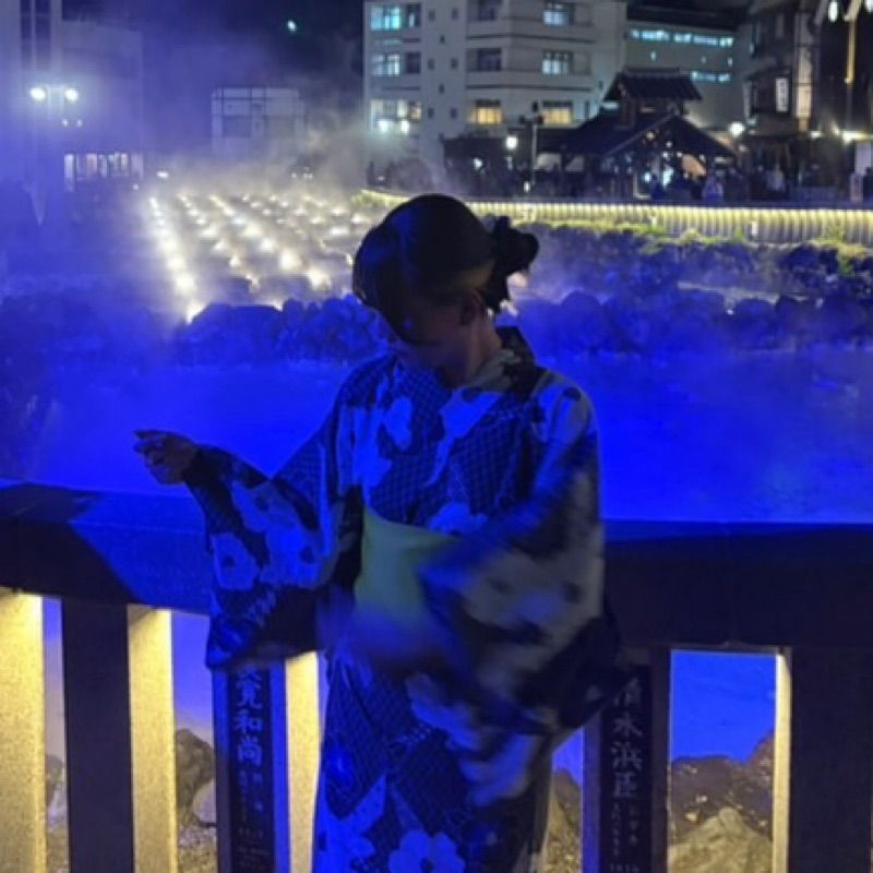 ユ