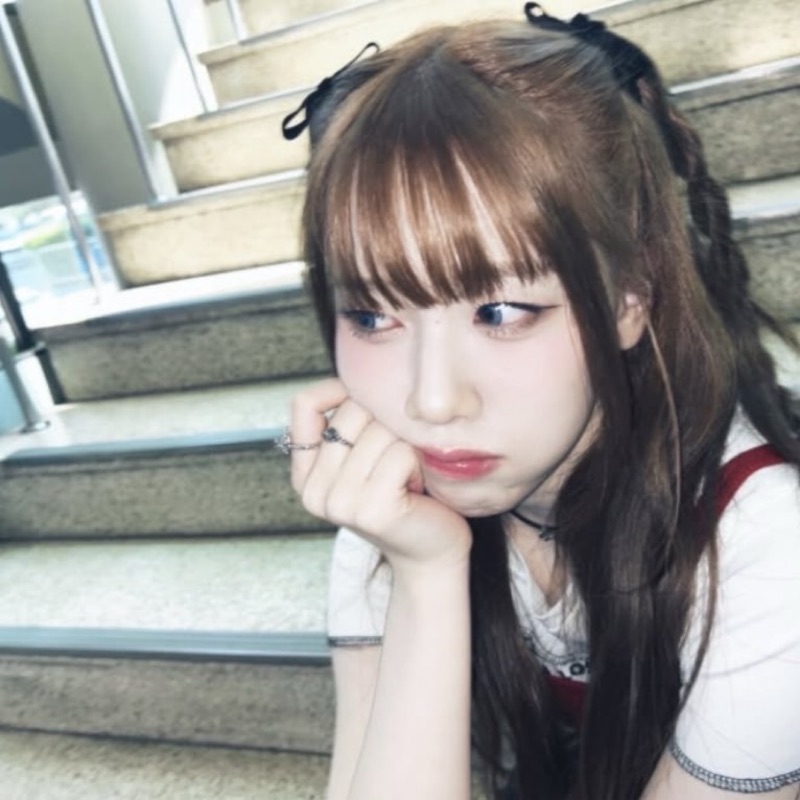 み