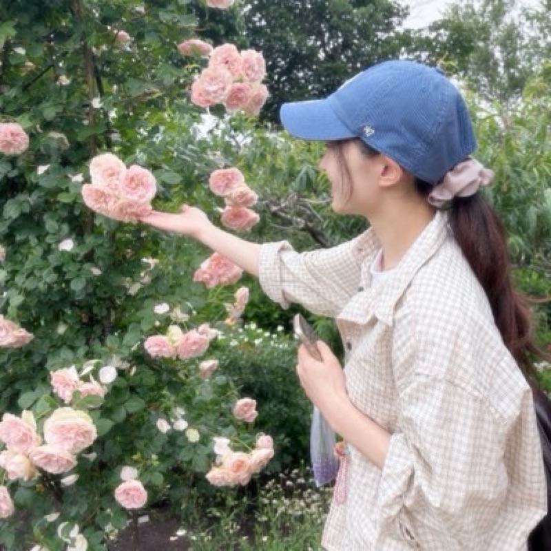 白井　比登実