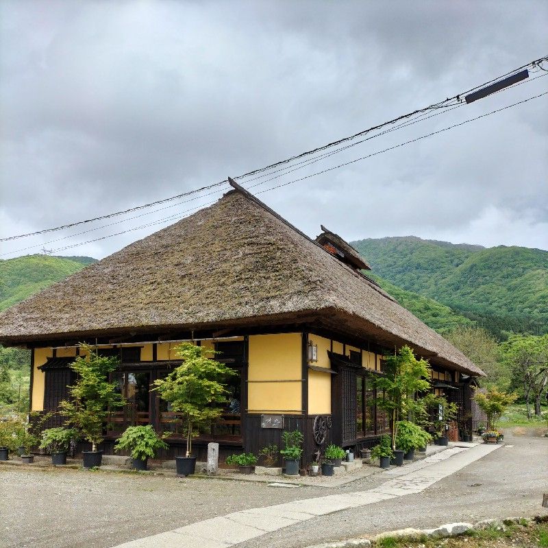 金井　悦子