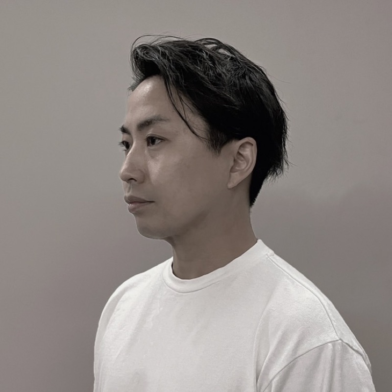 志賀康弘