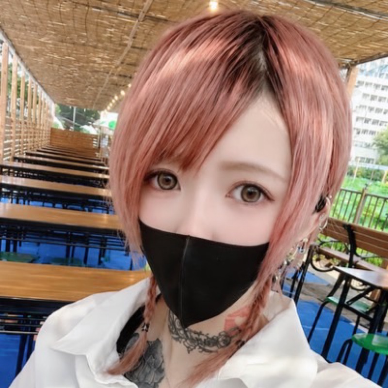 中根　有紀