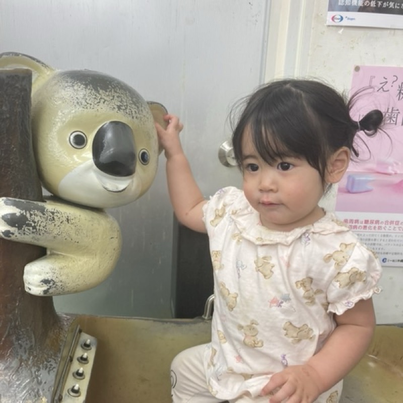 知花　朋佳