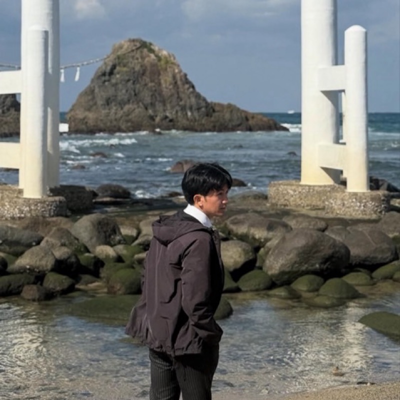 けい