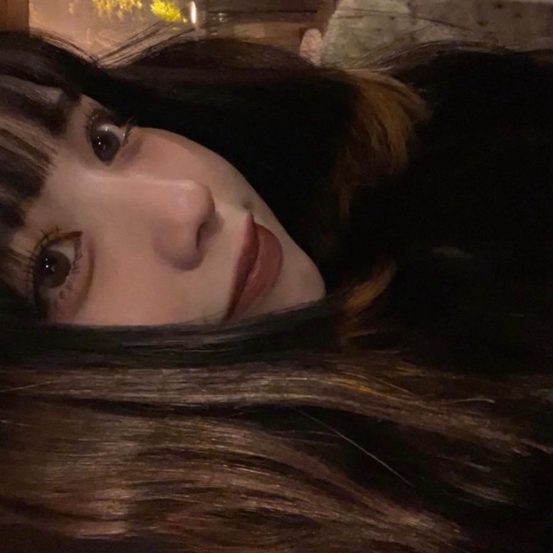 友定真歩