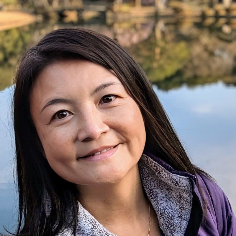 飯塚綾子