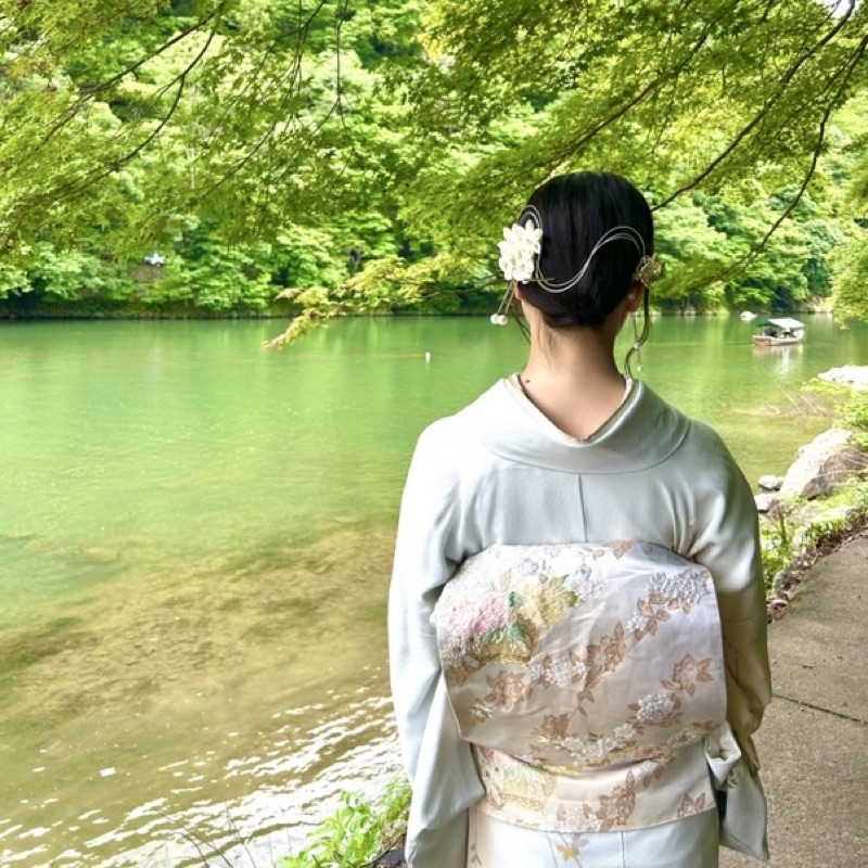 服部　留実