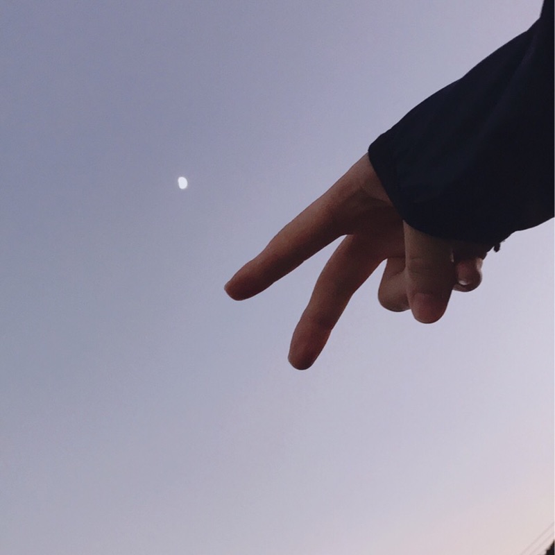 万凜