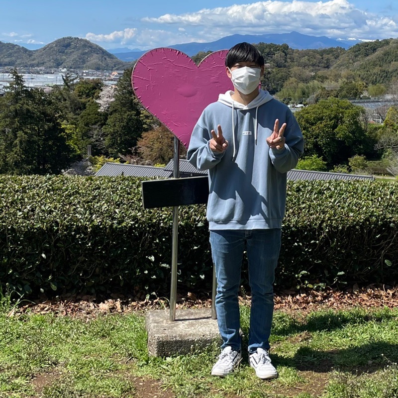 ともや