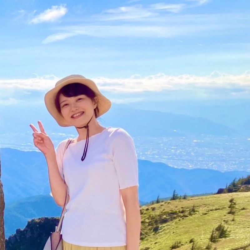 遠山　由美子