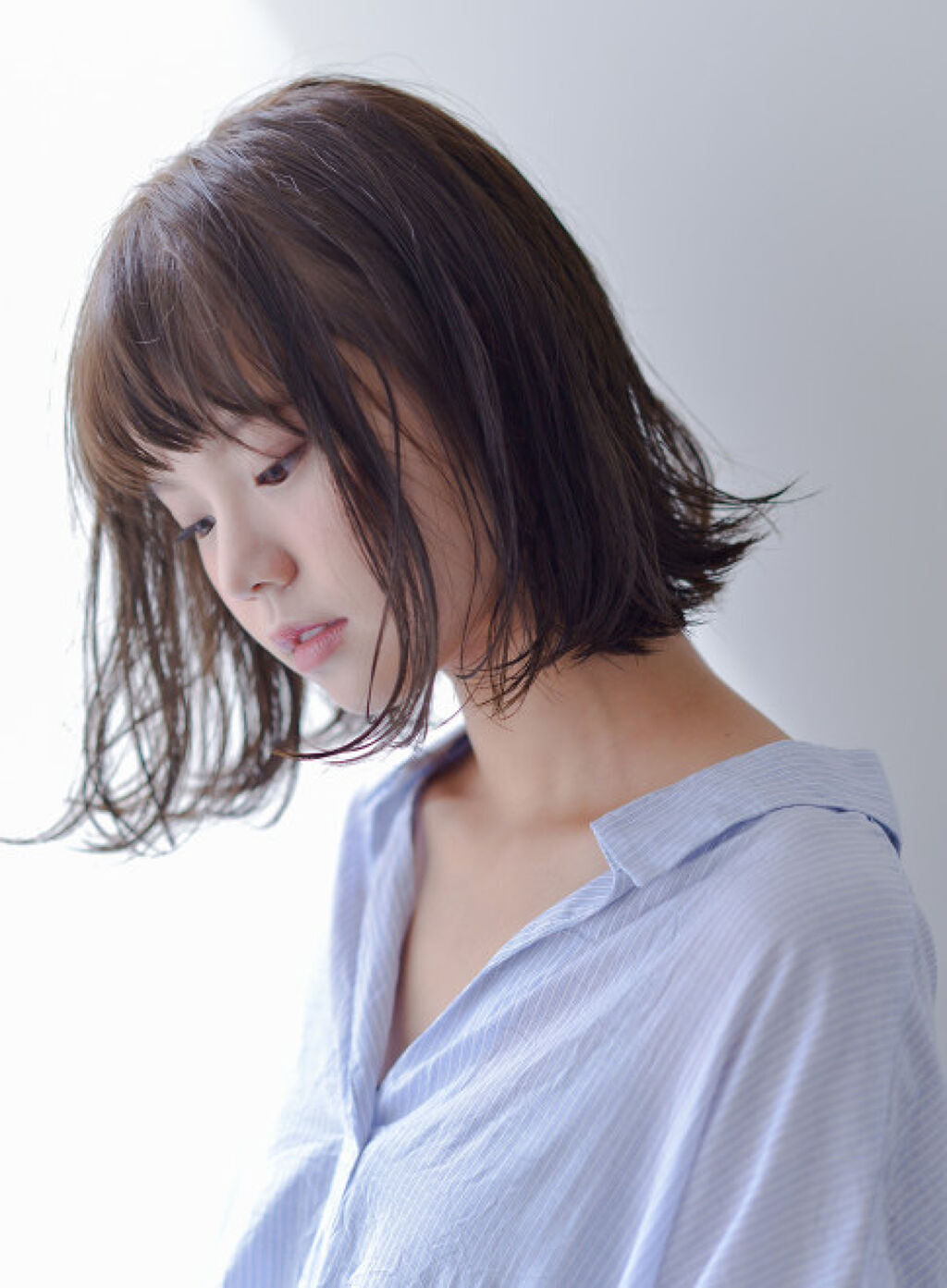 「ミネラルファンデーションでメイクしたまま美肌に!年代別おすすめ18選【最新版】」の画像(#113925)