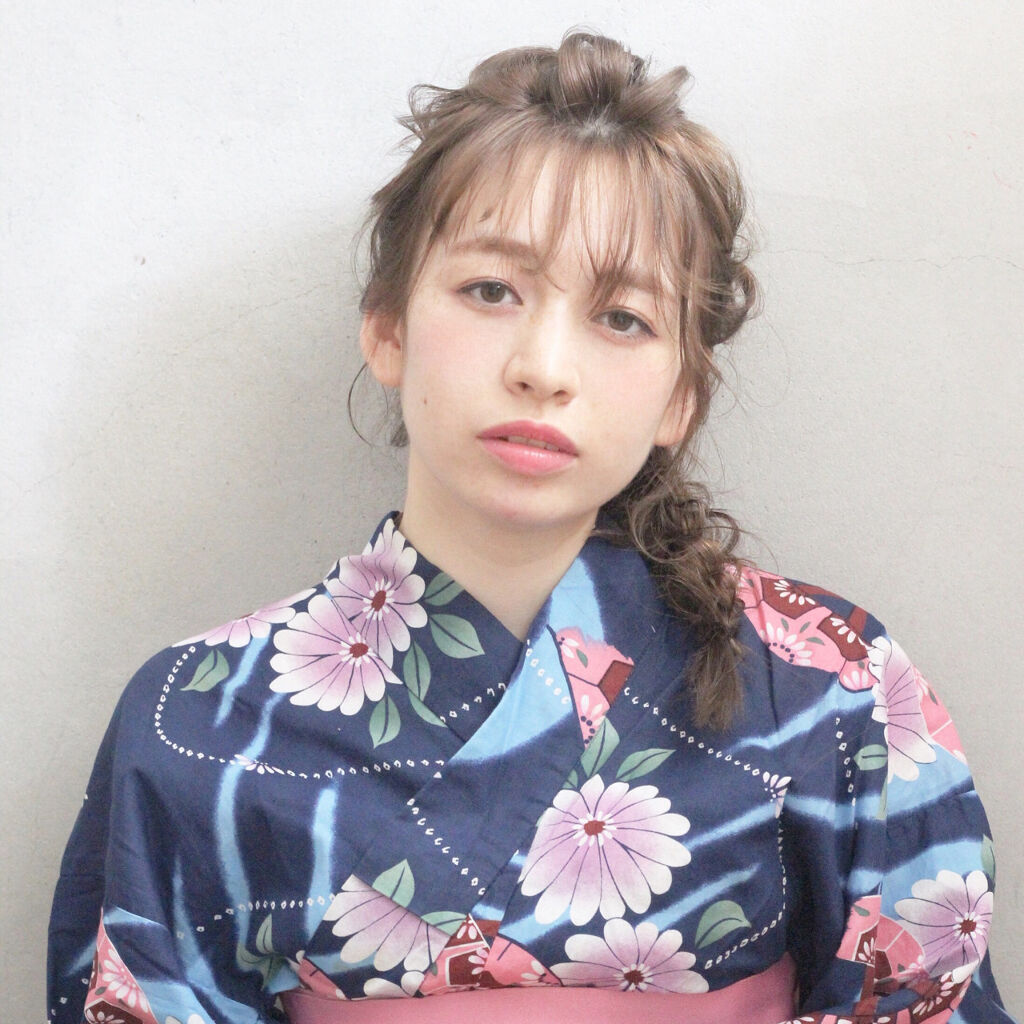 「【2020夏向け】浴衣に似合うメイク!流行りの色っぽ赤系から清涼感あるブルー系メイクまで。」の画像(#133106)