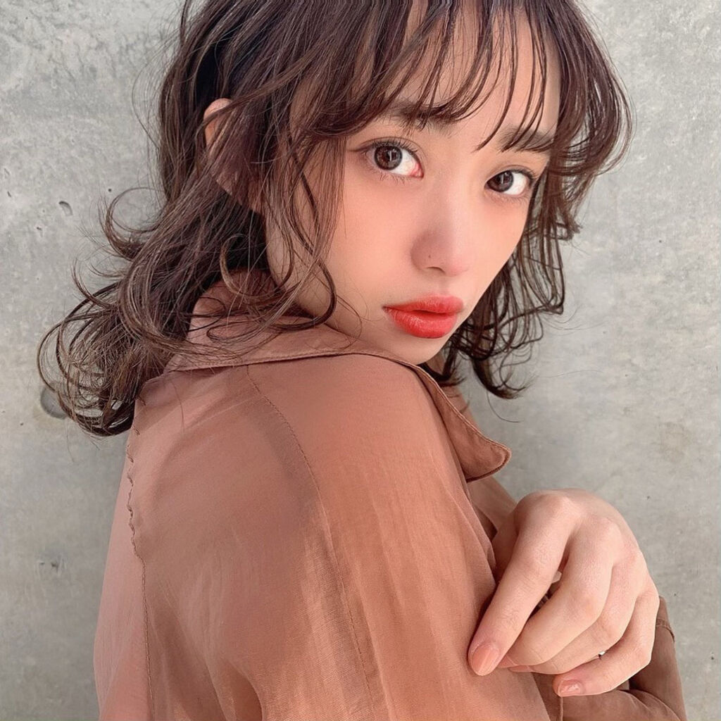 「【2020】黒グロスで深み唇へニュアンスチェンジ!プチプラ・デパコスおすすめ人気アイテム16選」の画像(#141277)