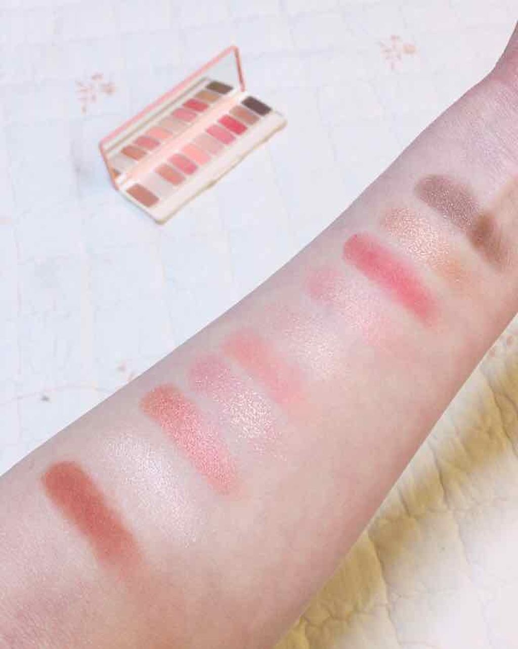 「人気のオレンジアイシャドウおすすめ商品18選|全〜部プチプラ!ラメやマットもあるよ♡」の画像(#179170)