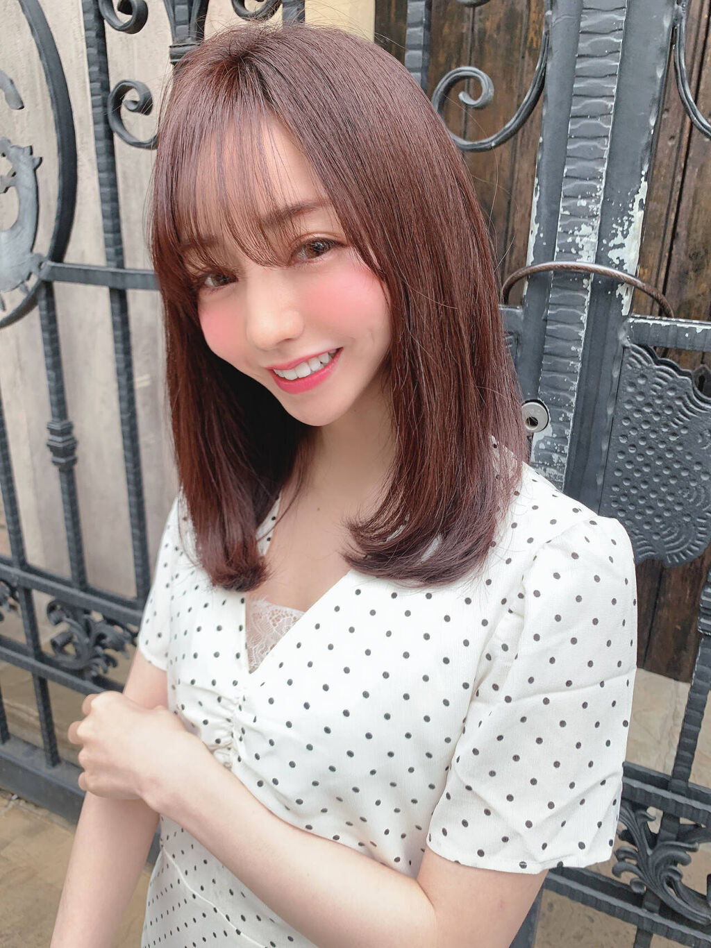 シースルー前髪の切り方や巻き方を徹底解説 美容院での頼み方や似合わないときの対処法も紹介 Lips