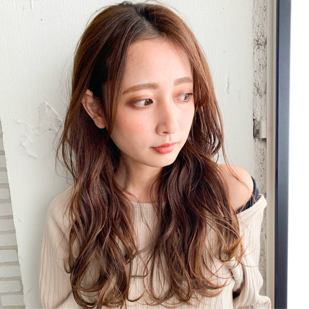 長い前髪の邪魔にならないセット方法 流す センター分け 伸ばしかけでもokなこなれアレンジを紹介 Lips