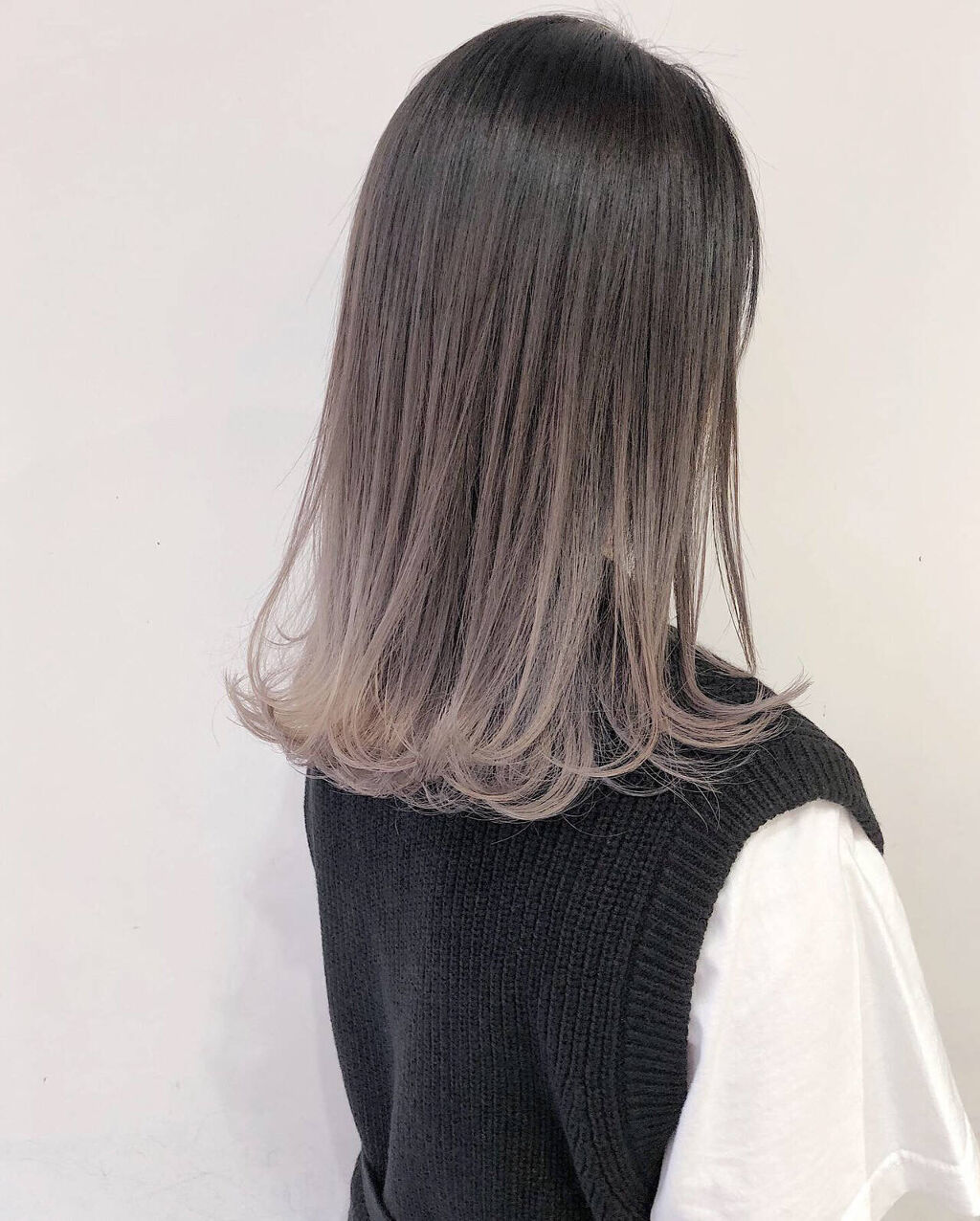 22年はグレーの髪色が気分 市販のヘアカラー人気のおすすめ7選 ブリーチあり なし徹底比較 Lips 22年はグレーの髪色が気分 市販のヘアカラー人気のおすすめ7選 ブリーチあり なし徹底比較 Lips