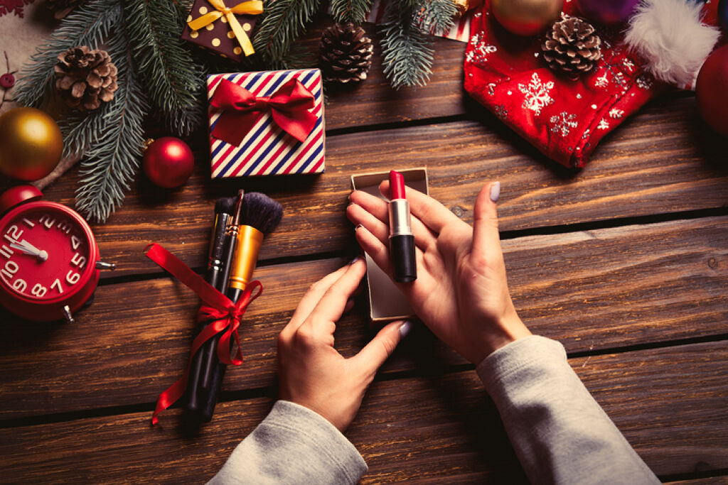 デパコスだけじゃない!2017年プチプラのクリスマスコフレ♡の画像