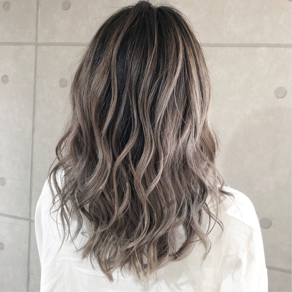 バレイヤージュとは 美容院でのやり方や失敗例 おすすめヘアカラーを紹介 長さ別の髪型も Lips
