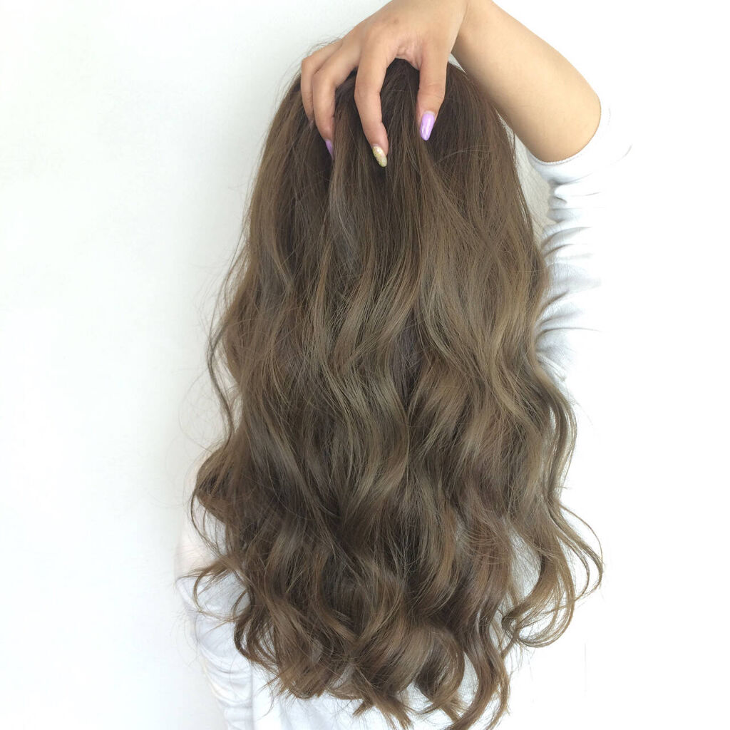 アッシュグリーンの色見本 ブリーチなし暗め メンズ インナーカラーの髪色12選 市販人気カラーバターも Lips