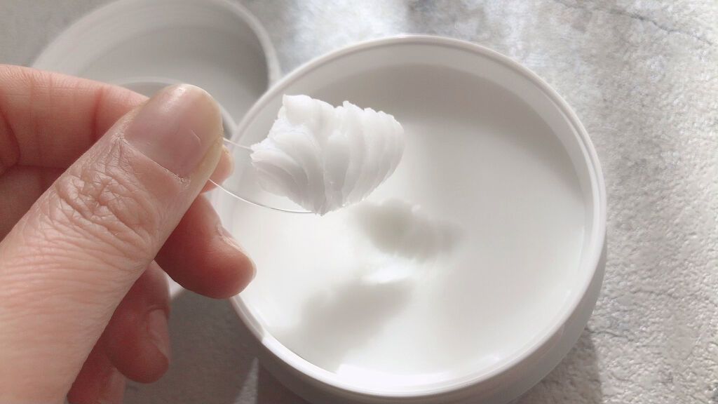 練り香水の作り方 ニベアやワセリンで簡単に作る方法を解説 おすすめの使い方も Lips
