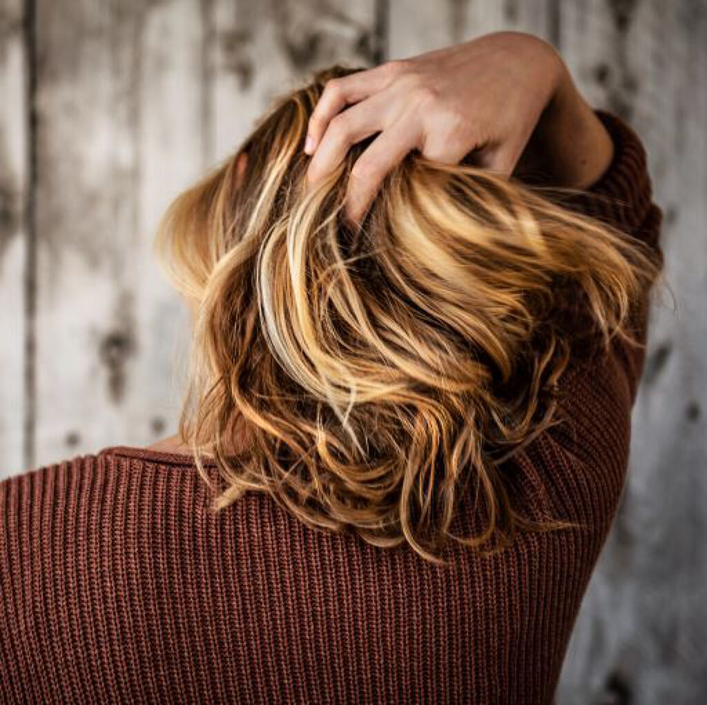 ヘアリキッドの使い方を徹底紹介！ドライヤーで使う順番や、女性にも